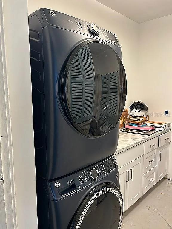 Image 21 of 24 For 1742 Sunset Drive