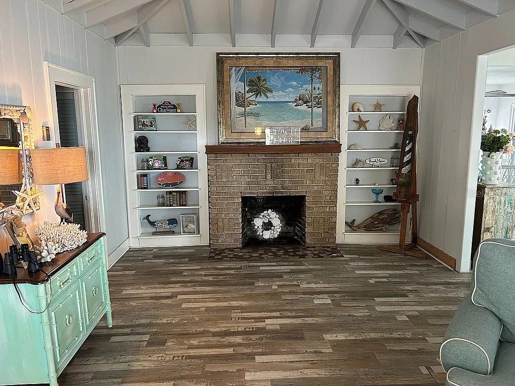 Image 4 of 24 For 1742 Sunset Drive