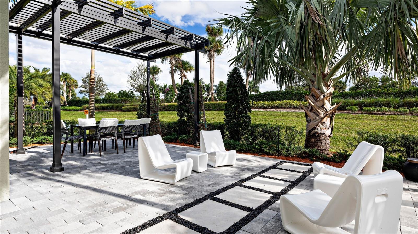 Image 4 of 31 For 391 Verona Way