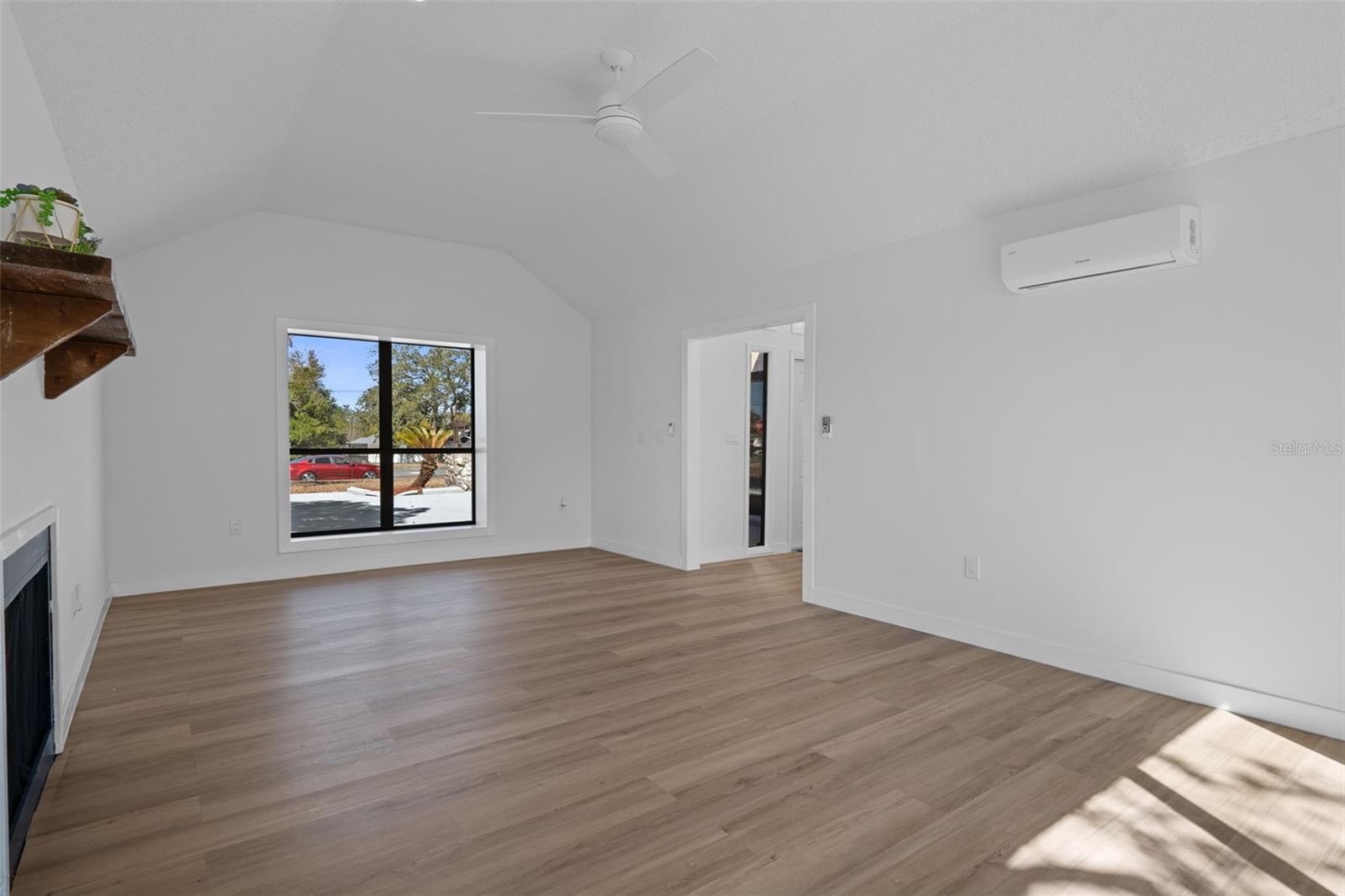 Image 20 of 71 For 10296 Horizon Drive