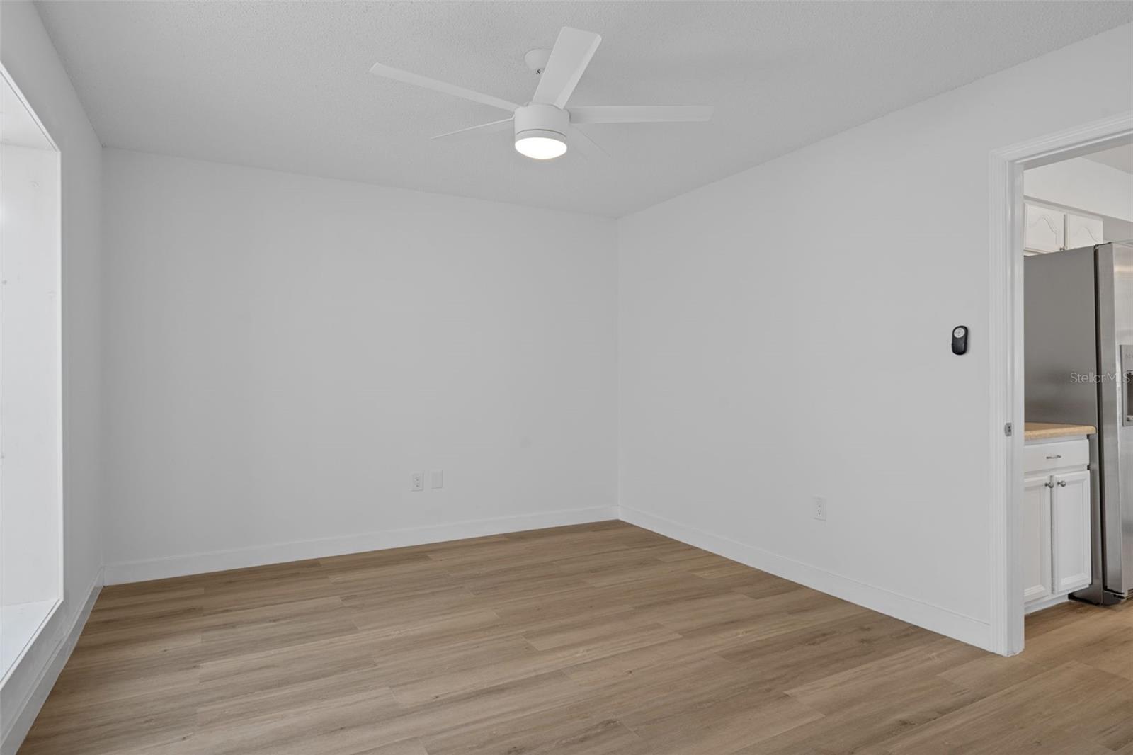 Image 22 of 71 For 10296 Horizon Drive