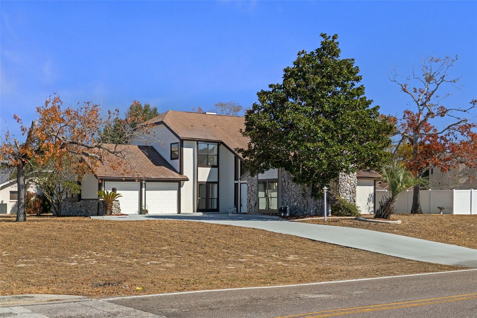 Image 3 of 71 For 10296 Horizon Drive