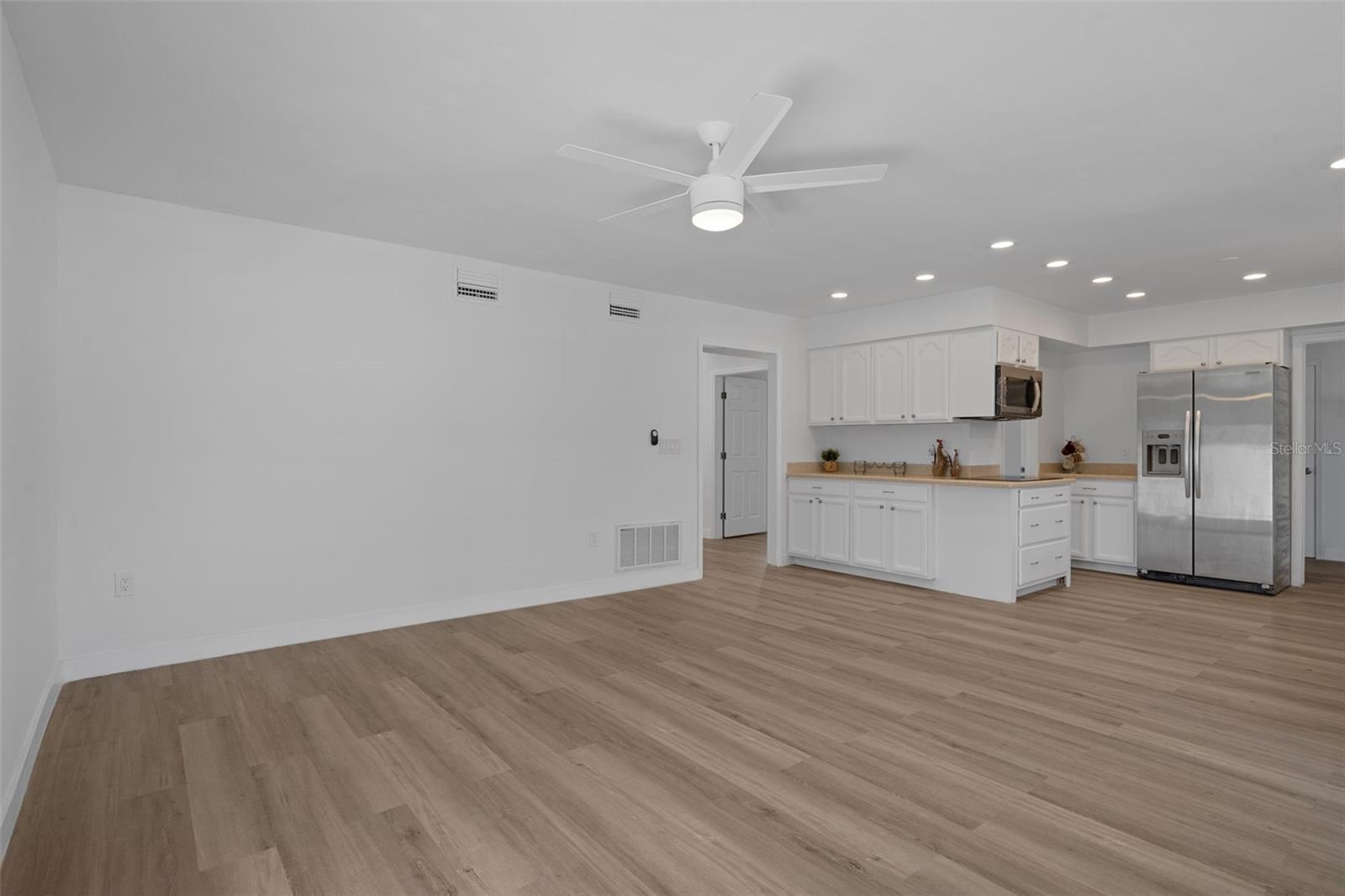 Image 31 of 71 For 10296 Horizon Drive