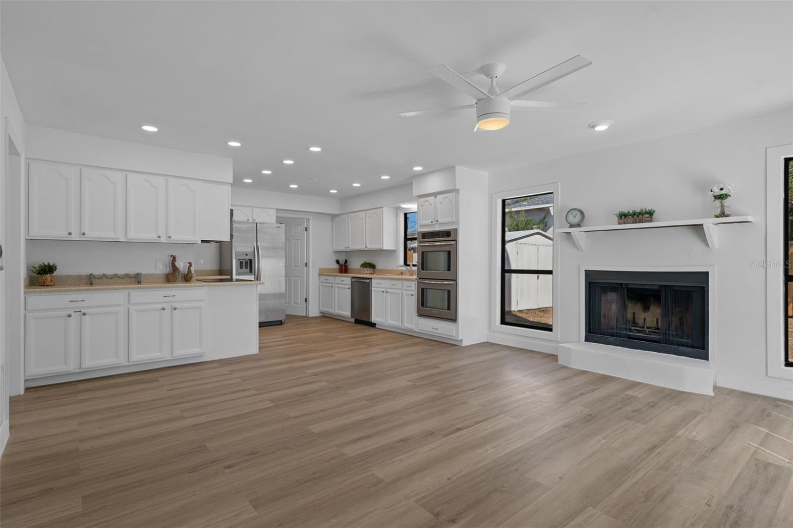 Image 32 of 71 For 10296 Horizon Drive