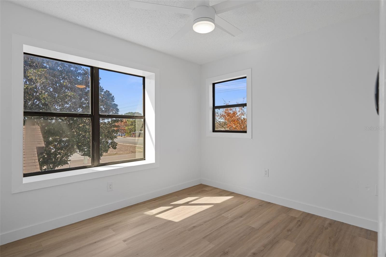 Image 57 of 71 For 10296 Horizon Drive