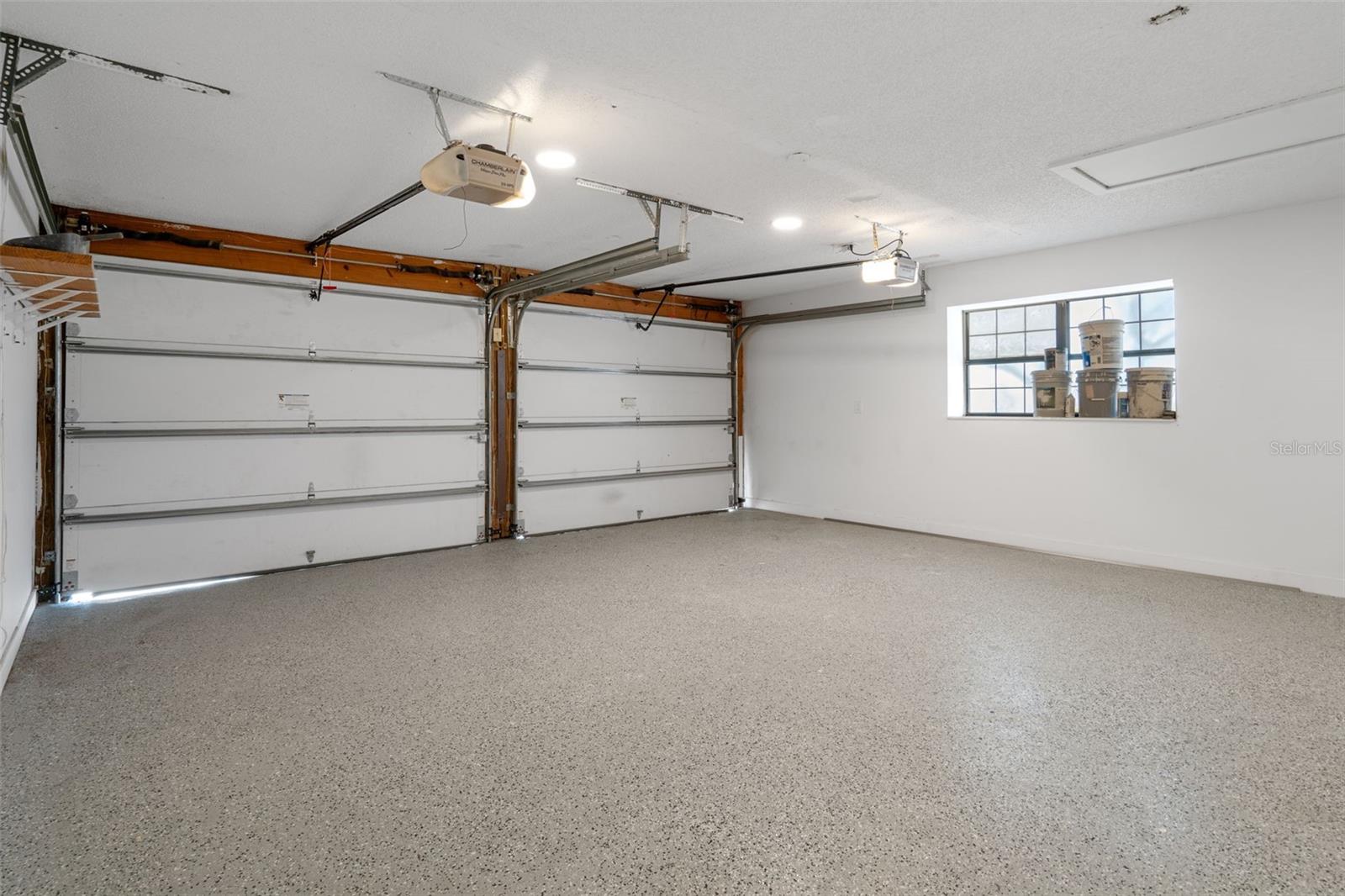 Image 61 of 71 For 10296 Horizon Drive