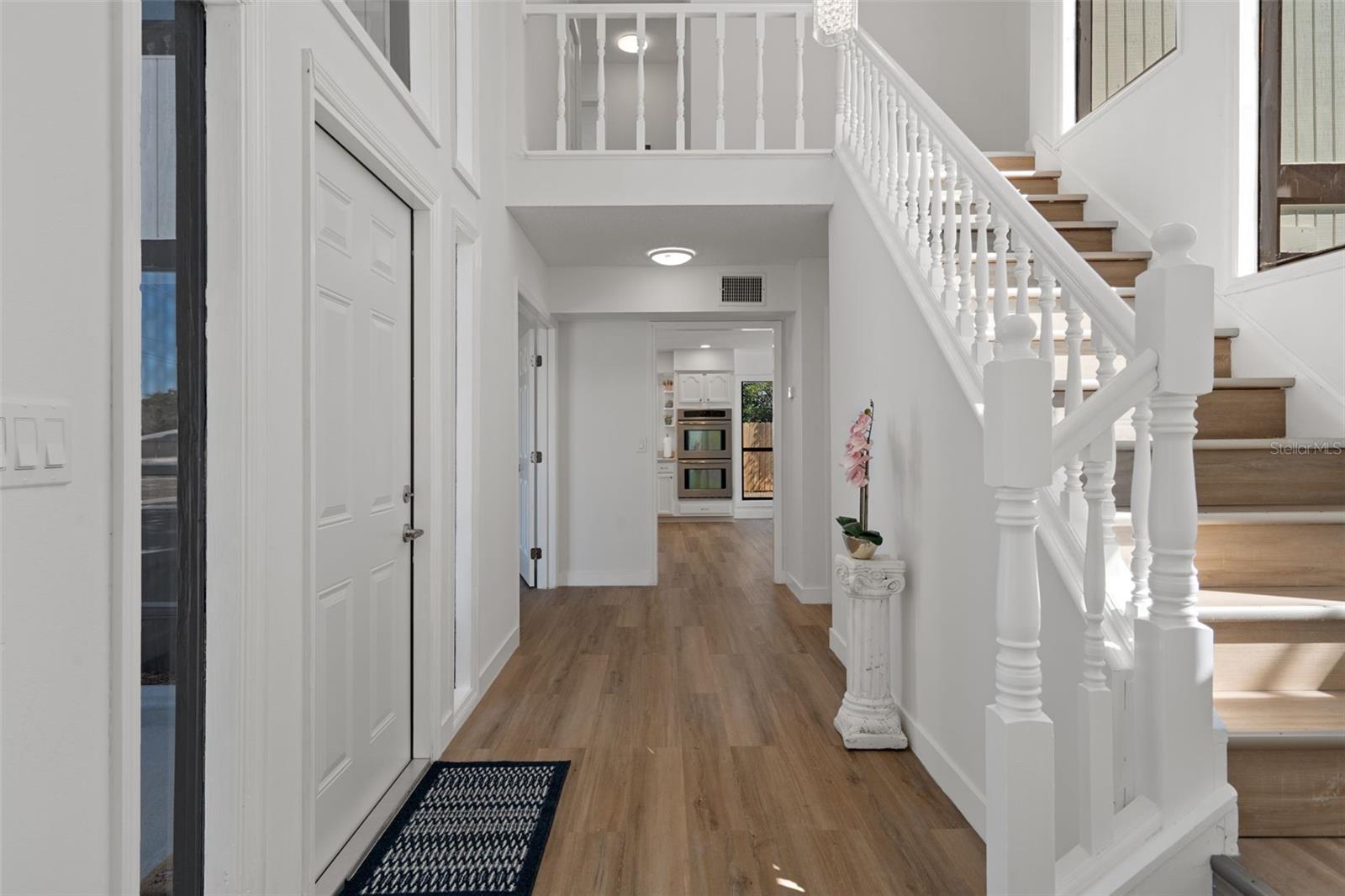 Image 7 of 71 For 10296 Horizon Drive