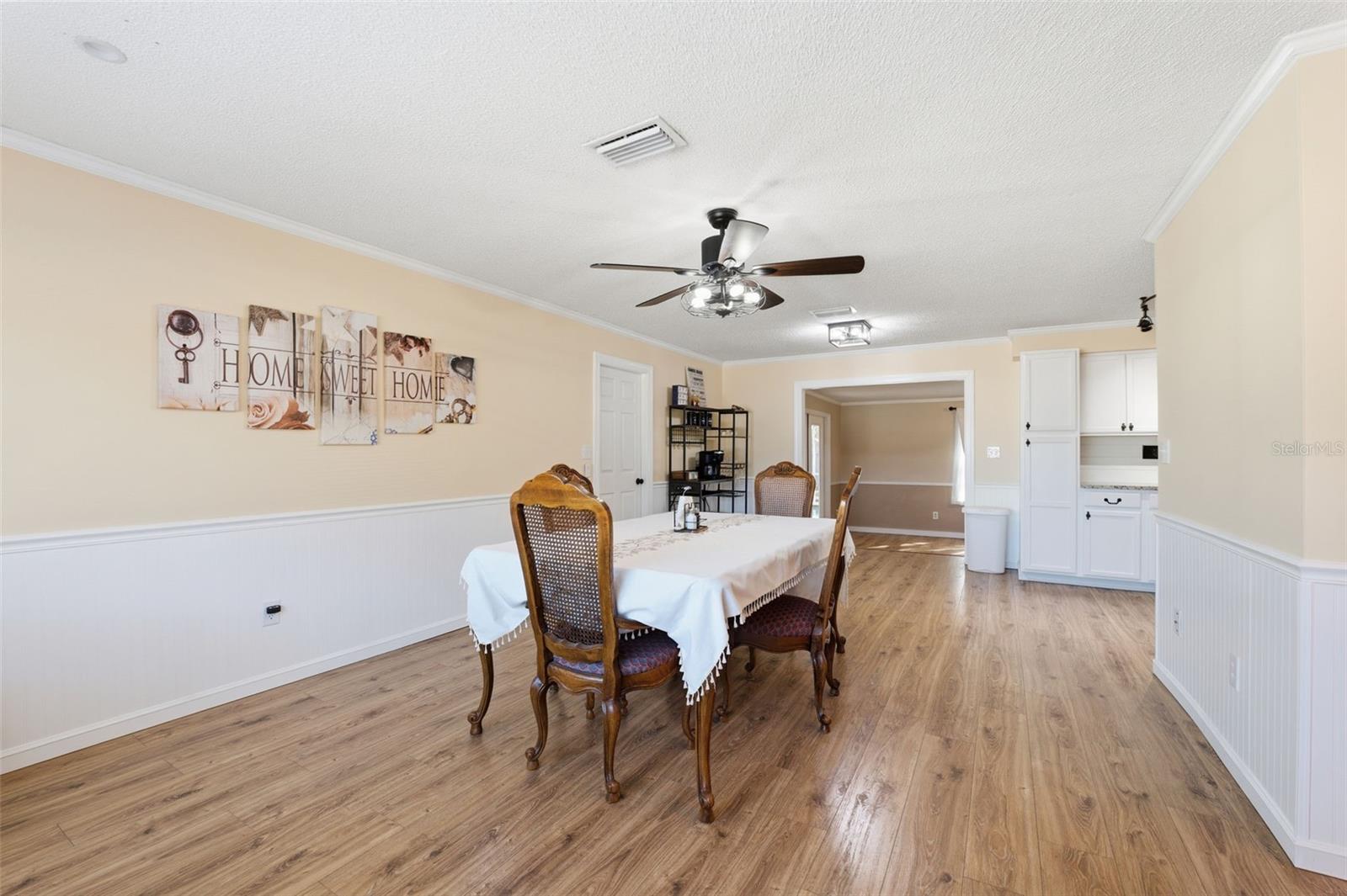 Image 6 of 56 For 9302 Benrock Road