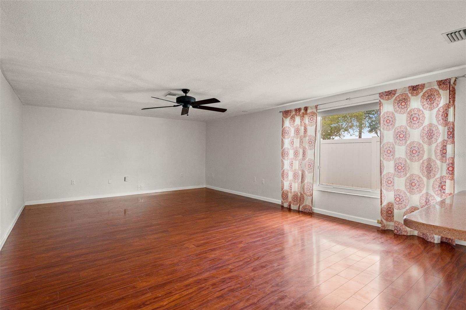 Image 12 of 30 For 9420 Regina Lane