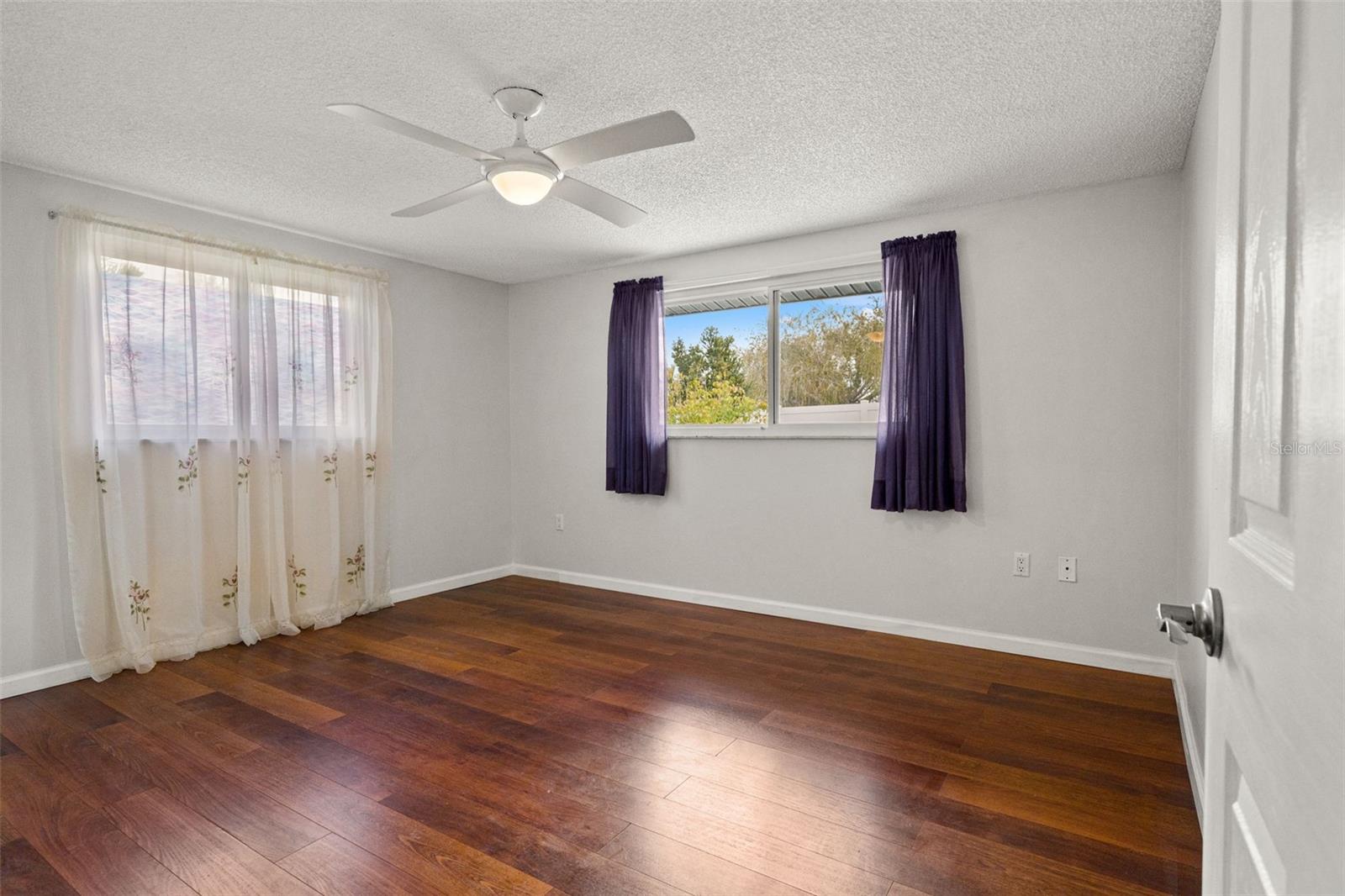 Image 15 of 30 For 9420 Regina Lane