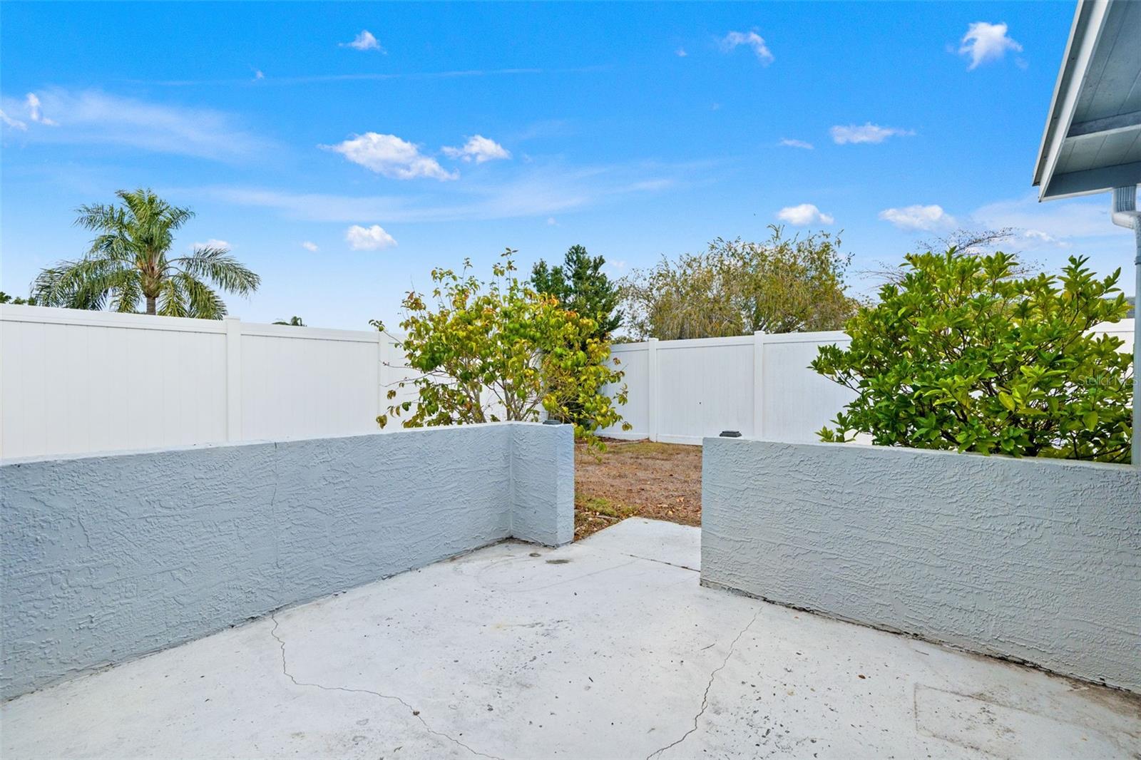 Image 22 of 30 For 9420 Regina Lane