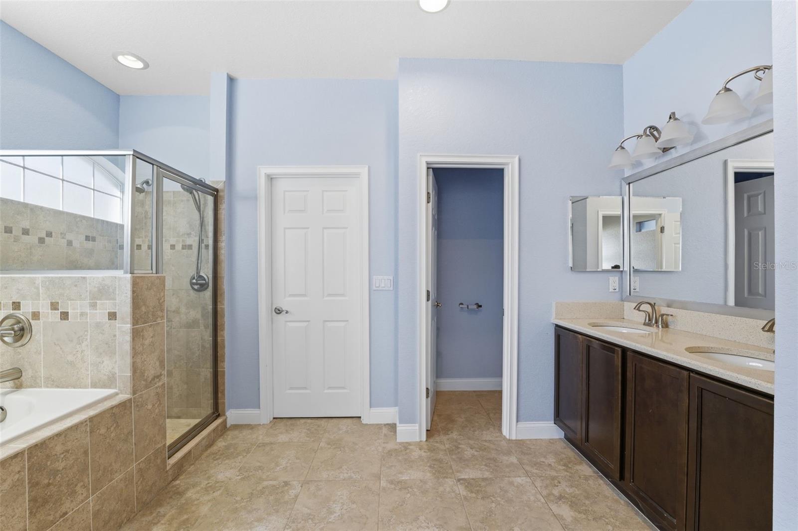 Image 17 of 38 For 2822 Seymore Street