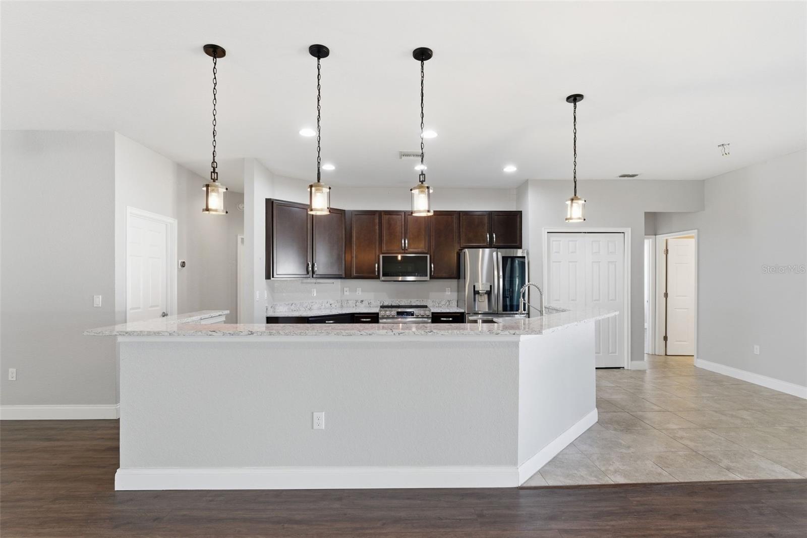 Image 9 of 38 For 2822 Seymore Street