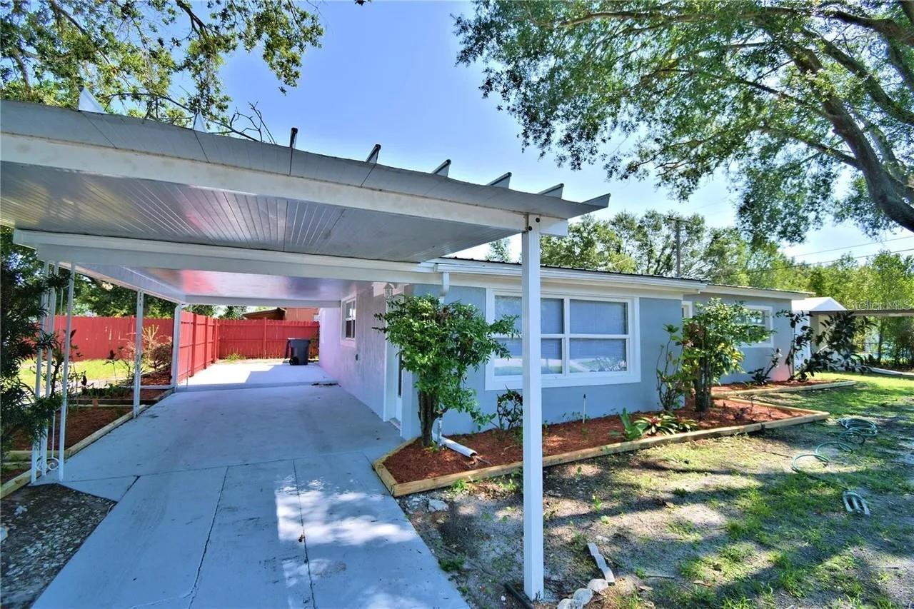 Image 3 of 6 For 321 Raymond Avenue