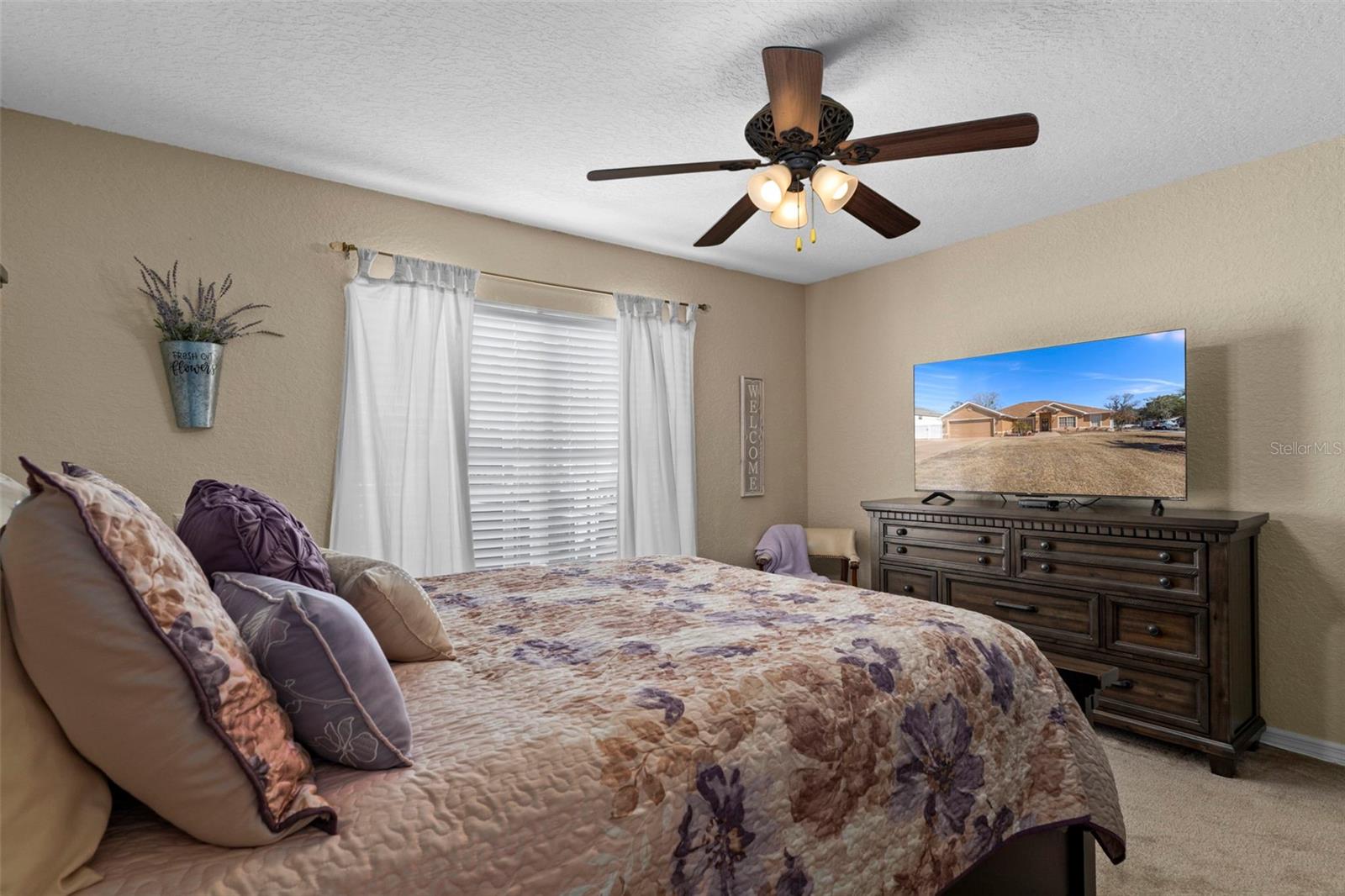 Image 34 of 48 For 216 Cobblestone Drive