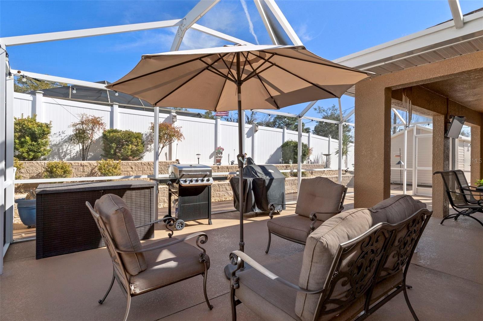 Image 40 of 48 For 216 Cobblestone Drive