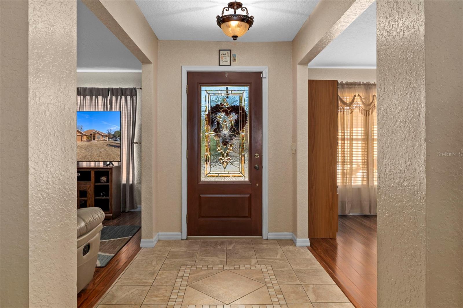 Image 8 of 48 For 216 Cobblestone Drive