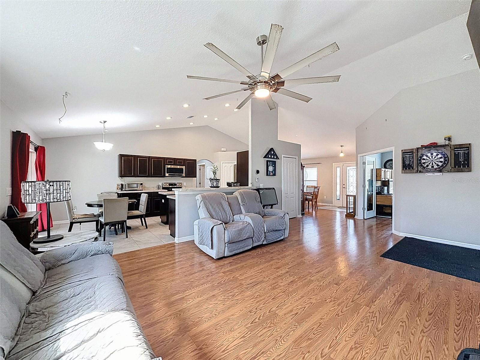 Image 11 of 56 For 13046 Kildeer Road