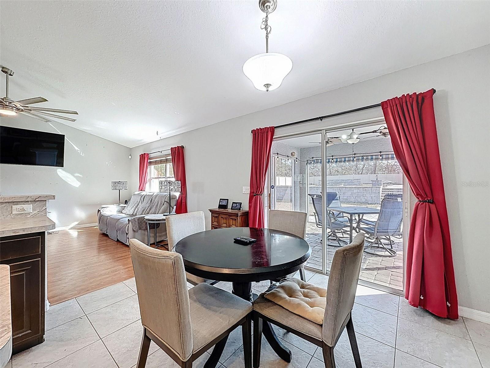 Image 15 of 56 For 13046 Kildeer Road