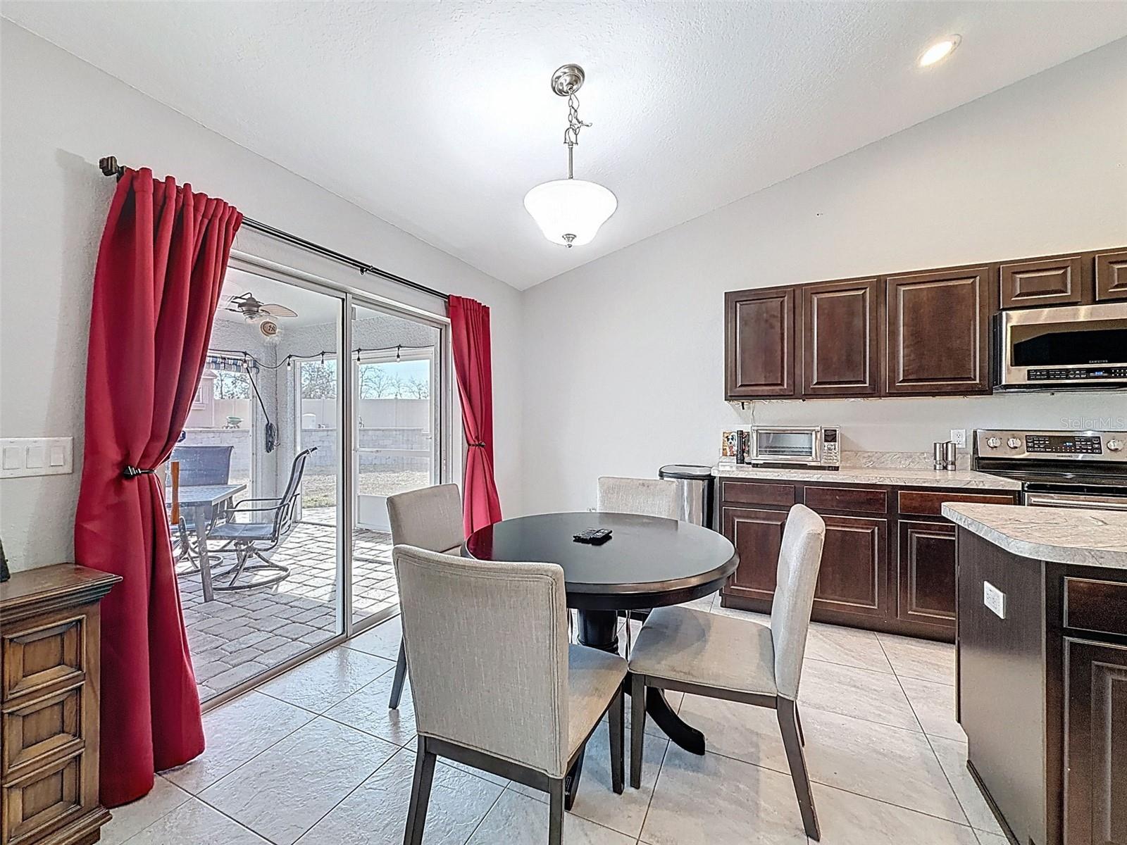 Image 16 of 56 For 13046 Kildeer Road