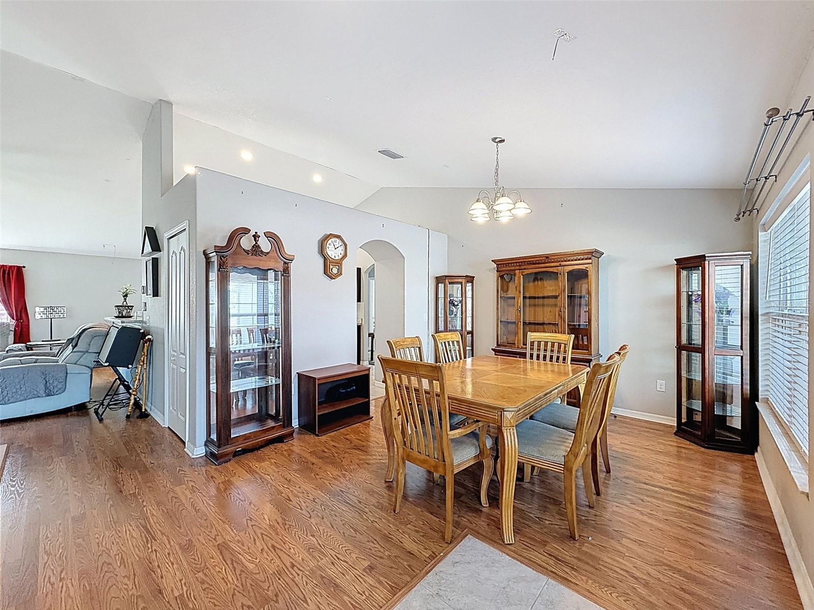 Image 8 of 56 For 13046 Kildeer Road