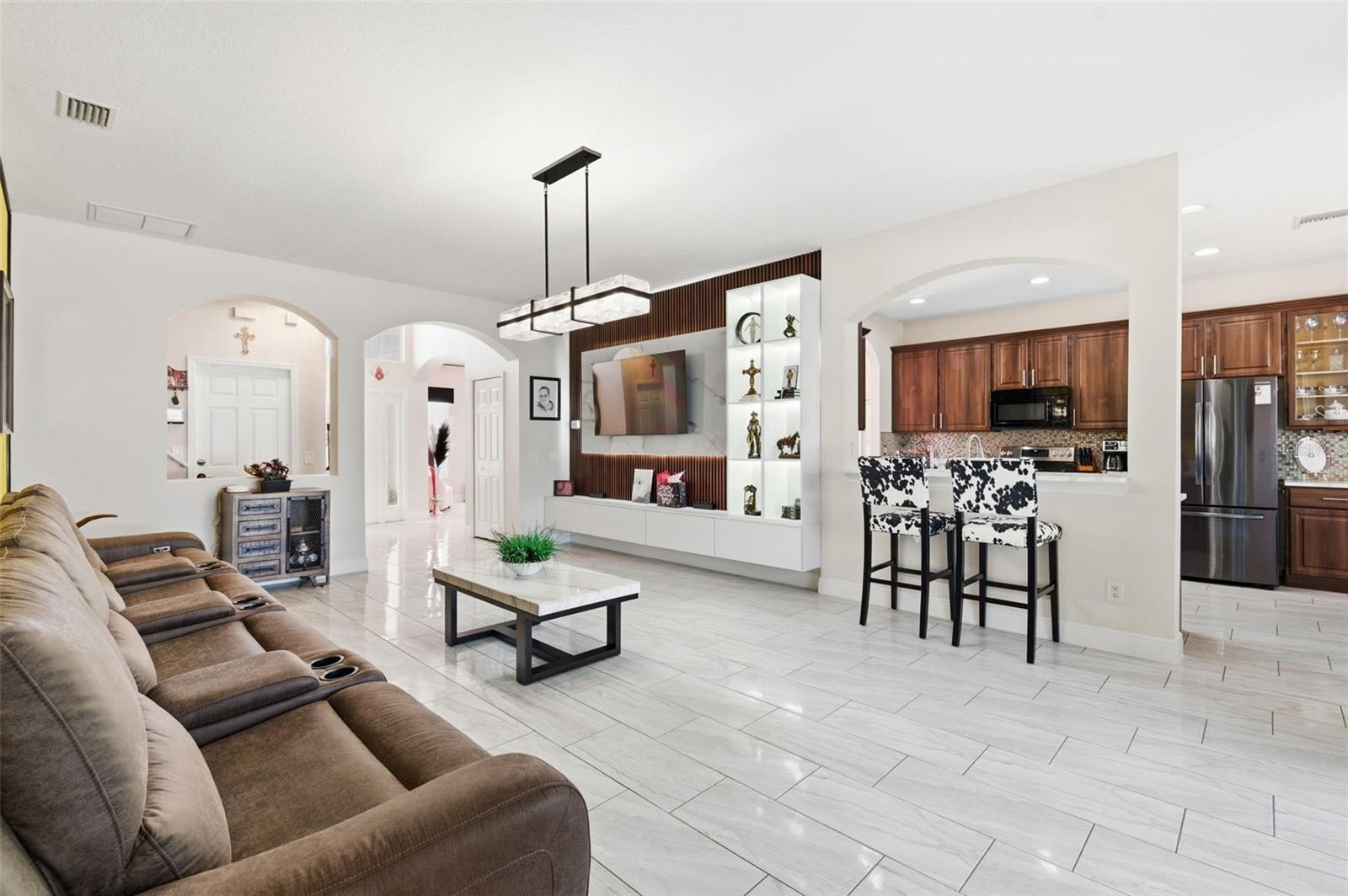 Image 14 of 78 For 18441 New London Avenue