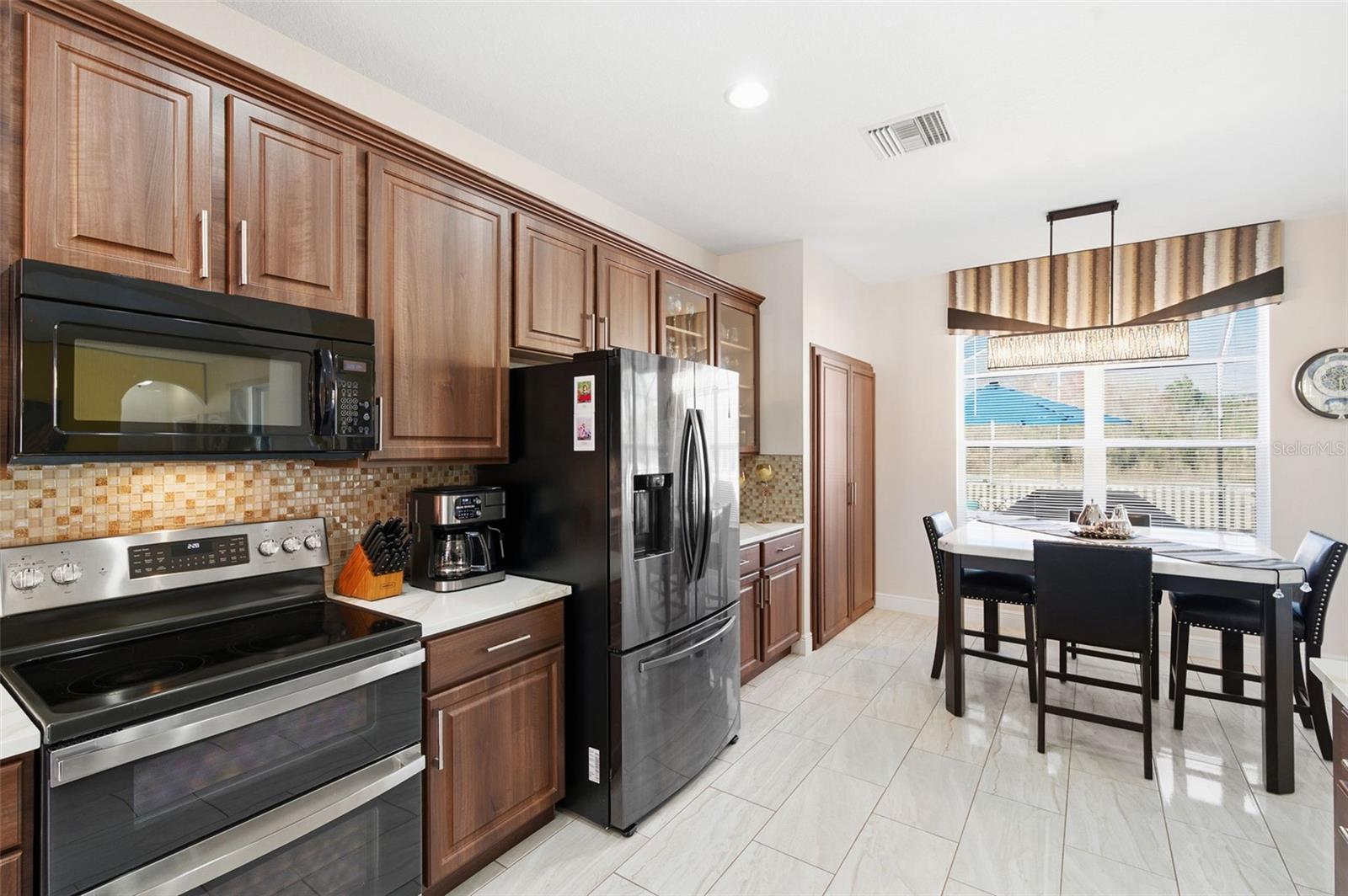 Image 17 of 78 For 18441 New London Avenue