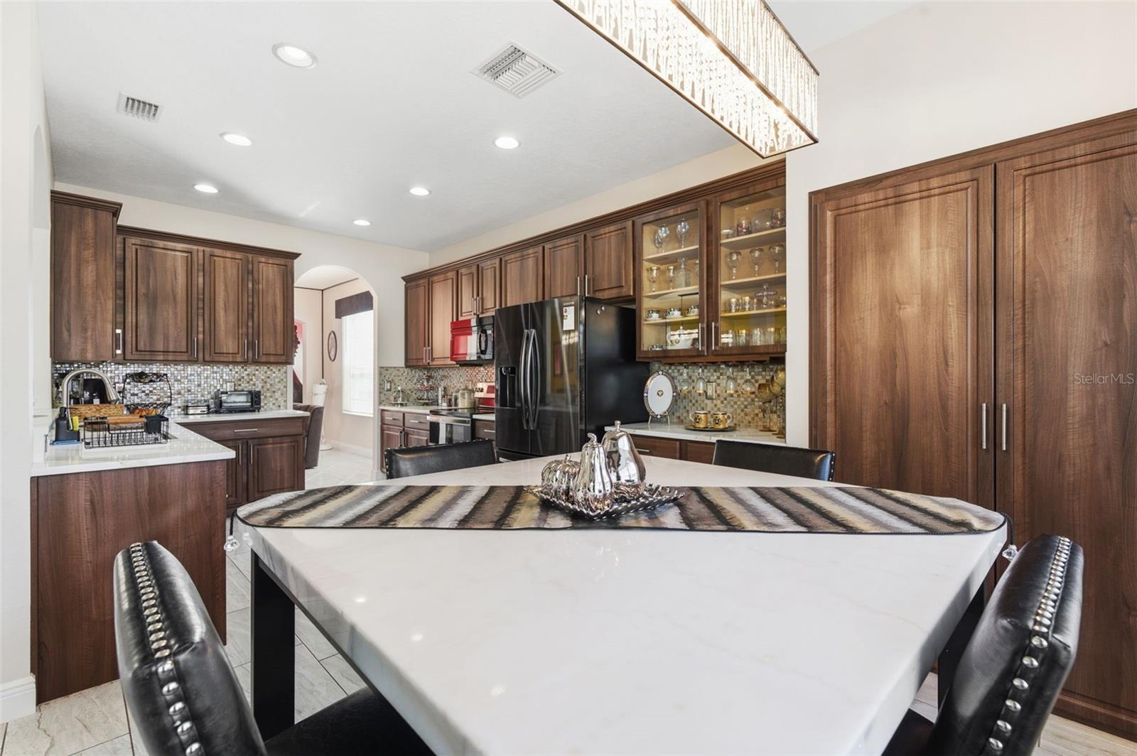 Image 23 of 78 For 18441 New London Avenue