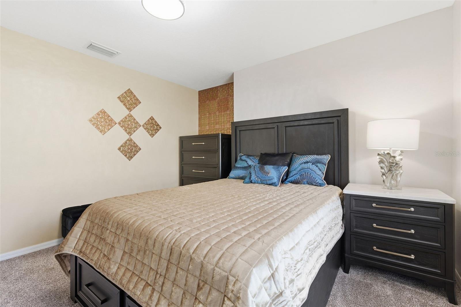 Image 46 of 78 For 18441 New London Avenue