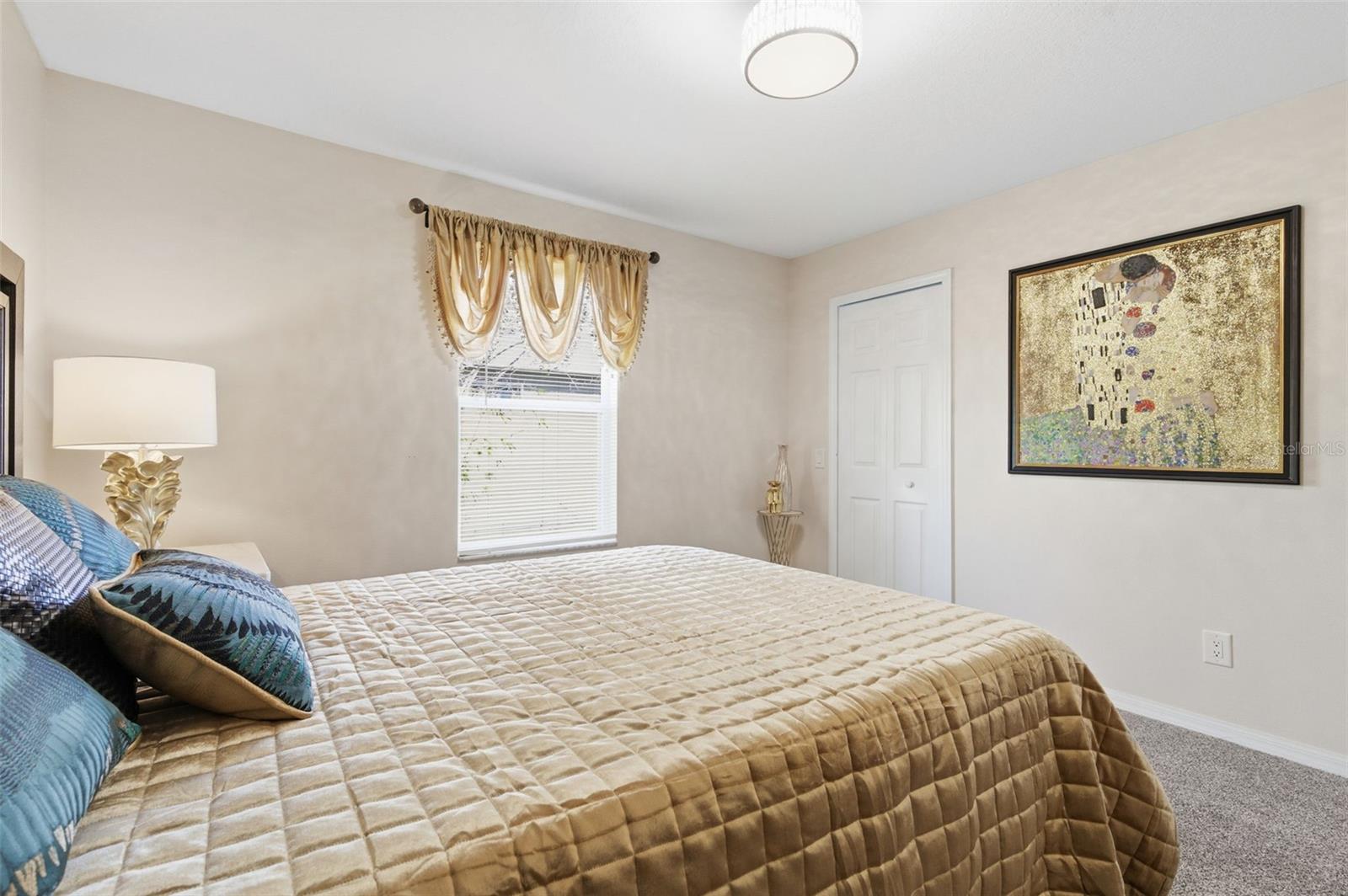 Image 47 of 78 For 18441 New London Avenue