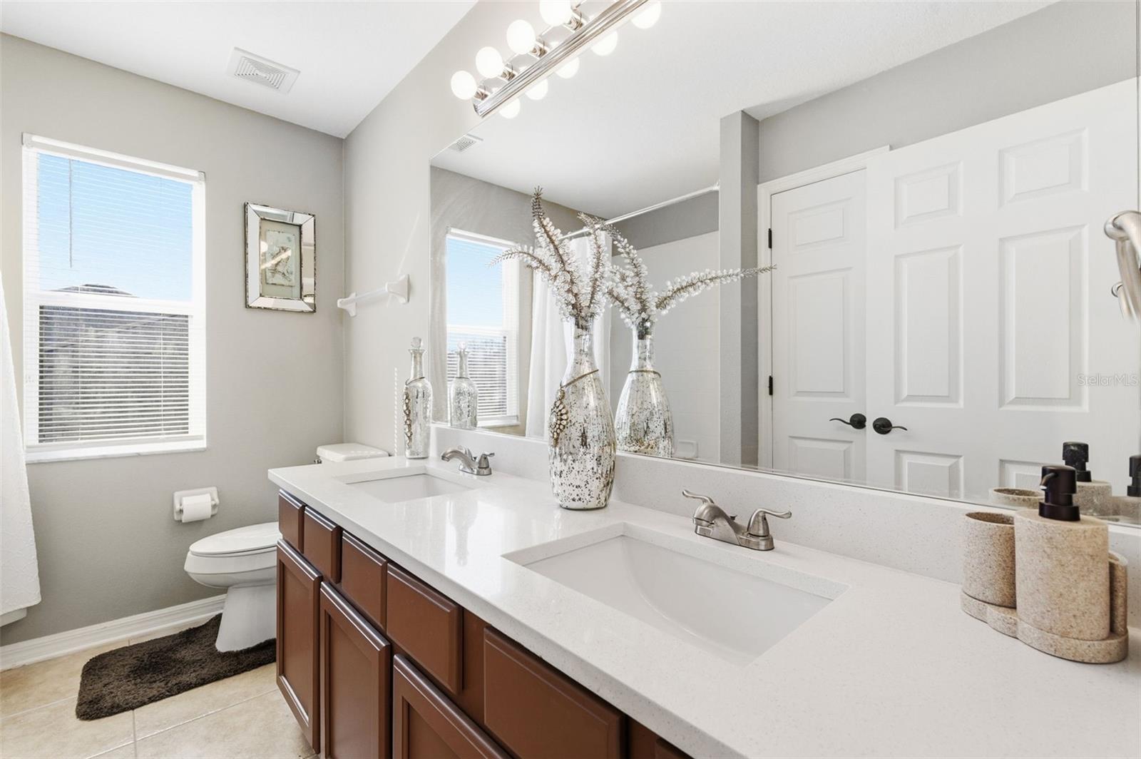 Image 51 of 78 For 18441 New London Avenue