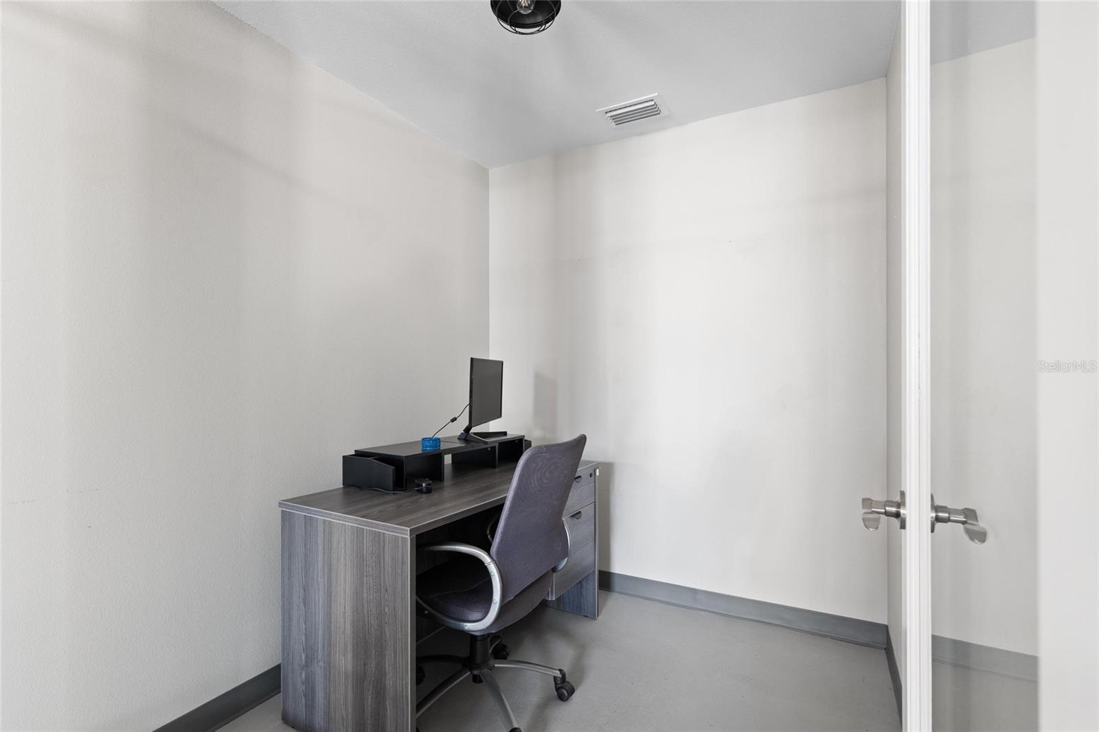 Image 18 of 25 For 229 Lemon Street A