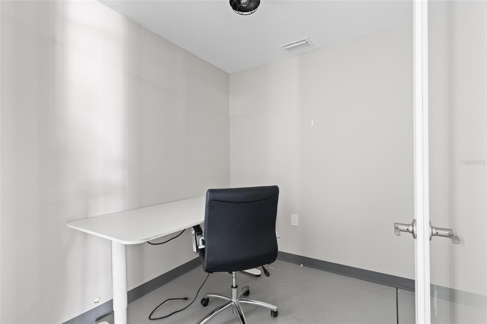 Image 25 of 25 For 229 Lemon Street A