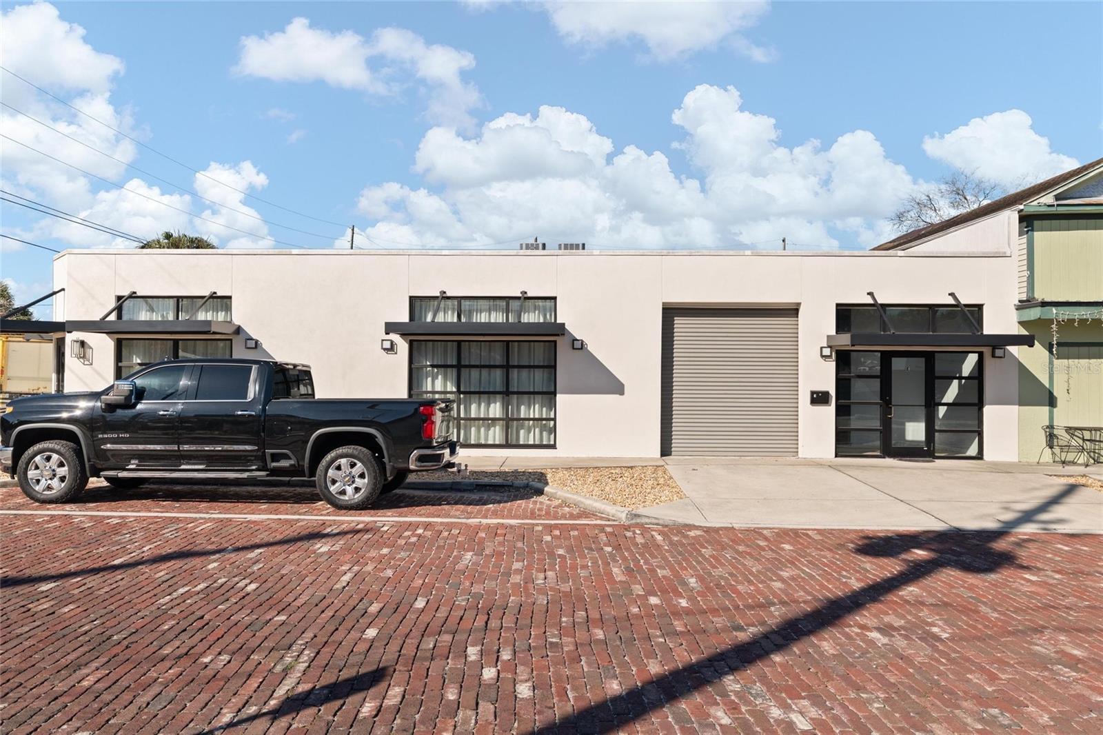 Image 3 of 25 For 229 Lemon Street A