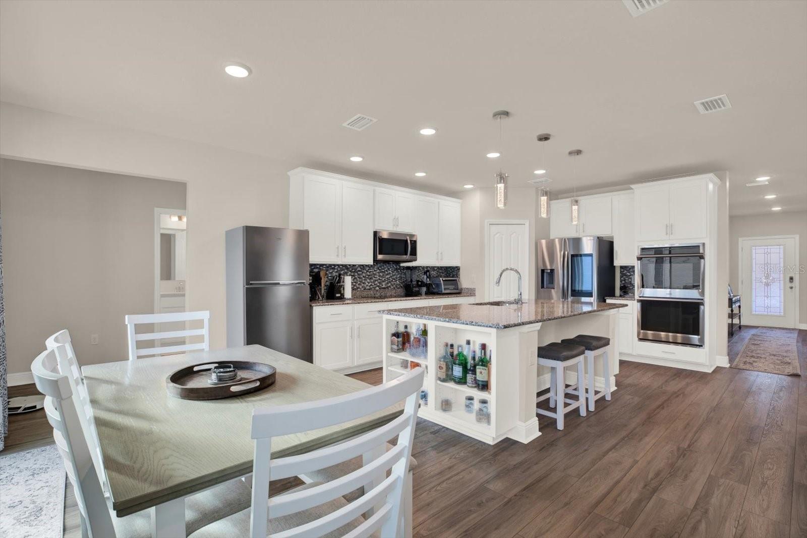 Image 10 of 62 For 11208 Seattle Wren Avenue