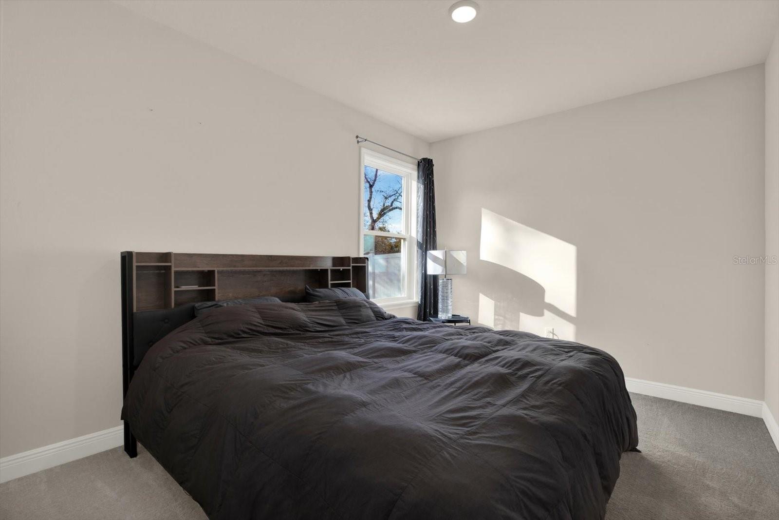 Image 18 of 62 For 11208 Seattle Wren Avenue