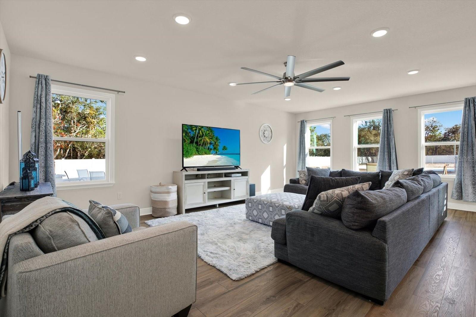 Image 2 of 62 For 11208 Seattle Wren Avenue