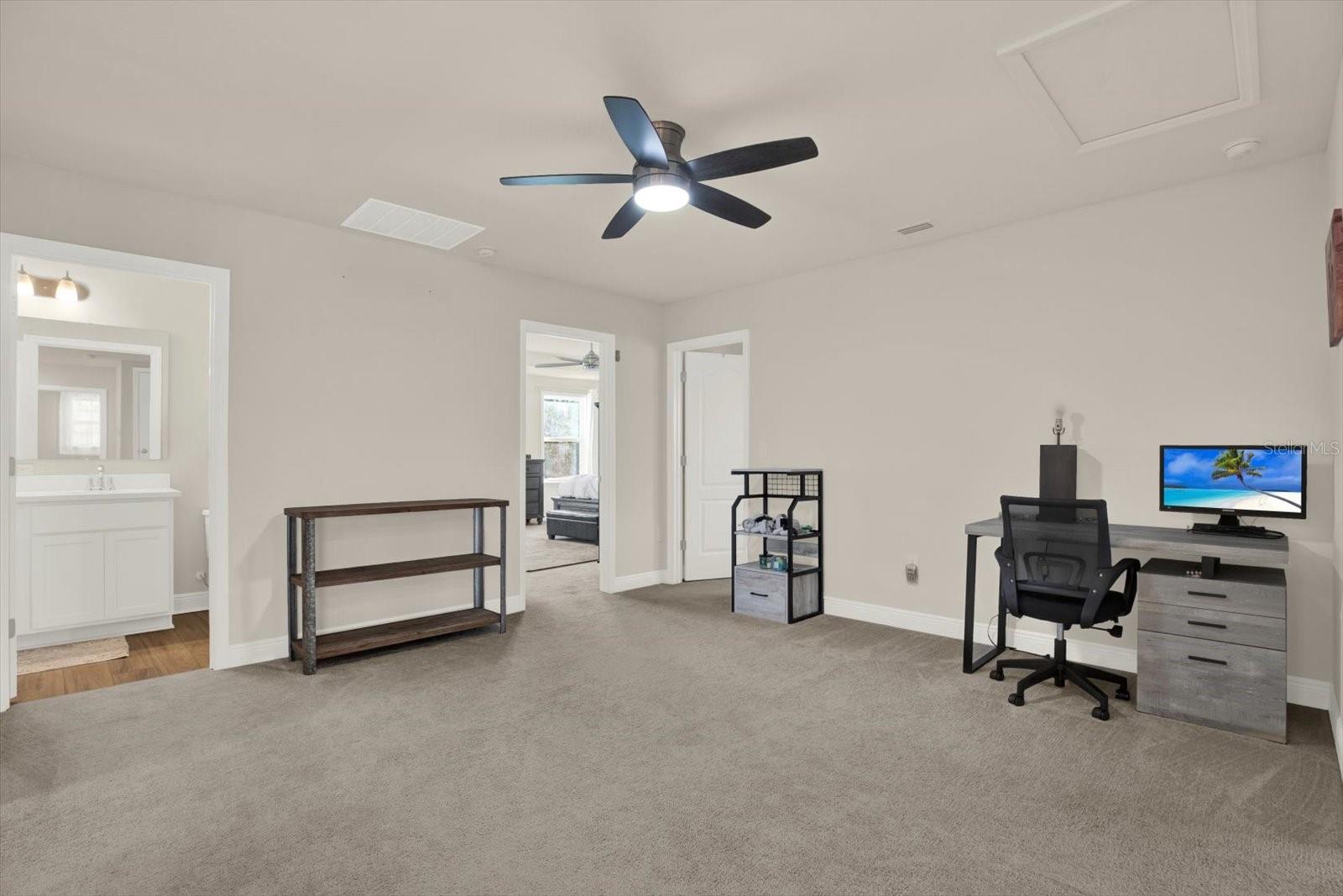 Image 26 of 62 For 11208 Seattle Wren Avenue