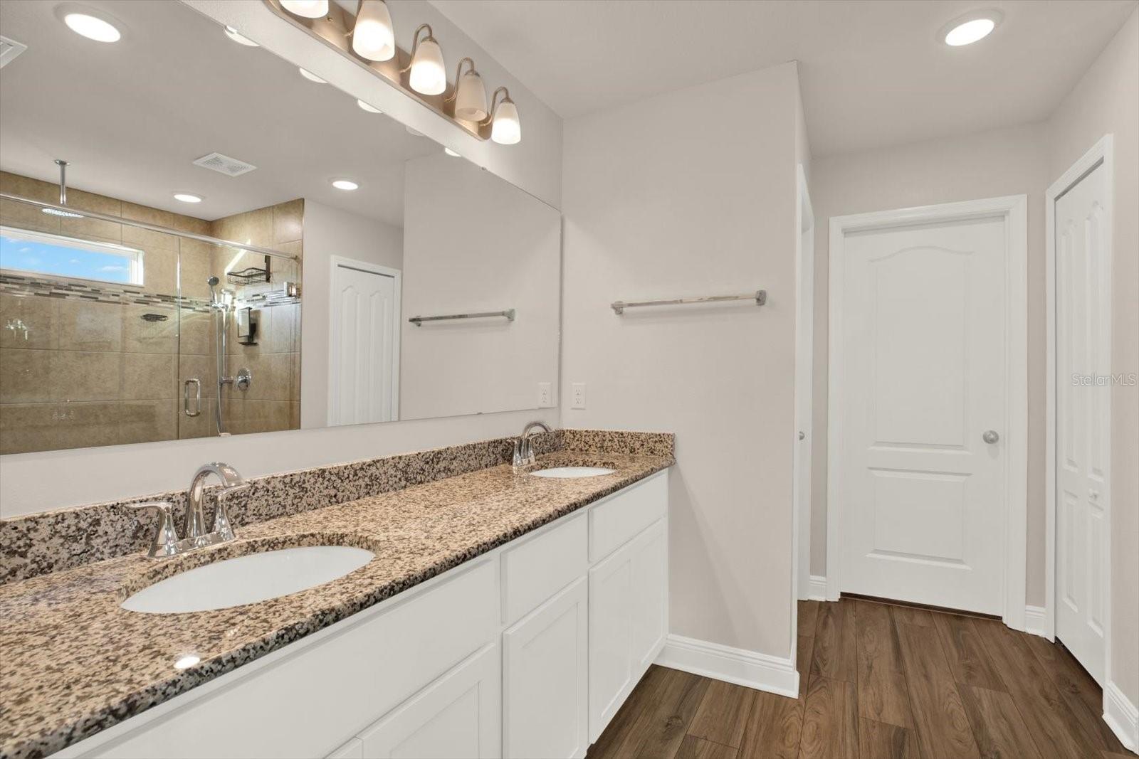 Image 30 of 62 For 11208 Seattle Wren Avenue