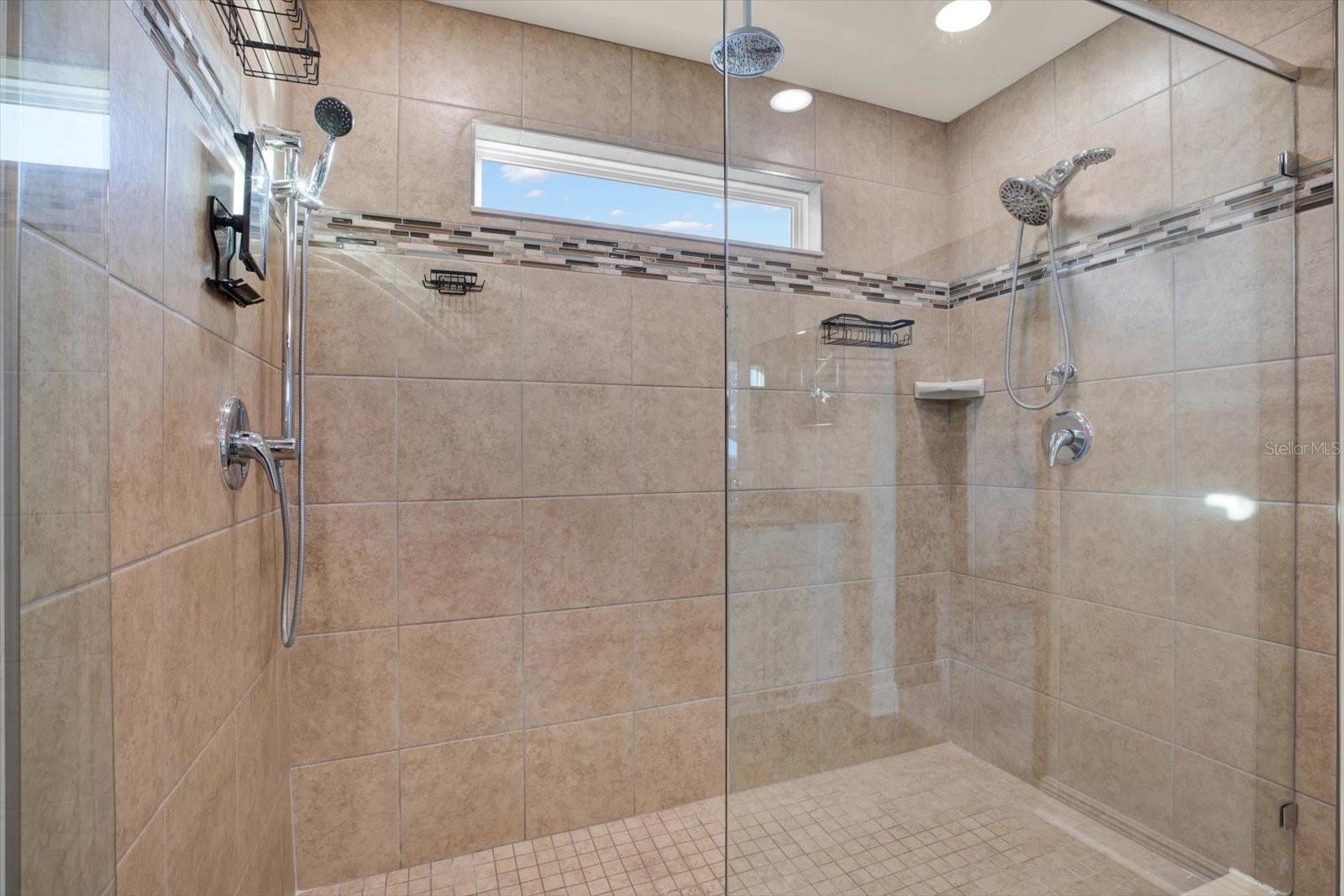 Image 31 of 62 For 11208 Seattle Wren Avenue