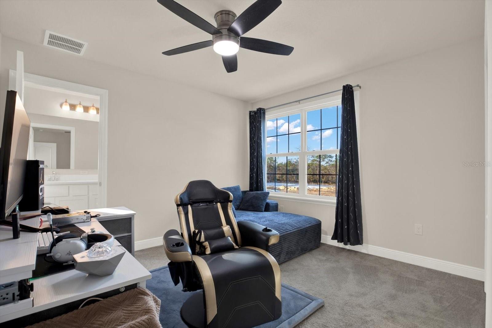 Image 33 of 62 For 11208 Seattle Wren Avenue