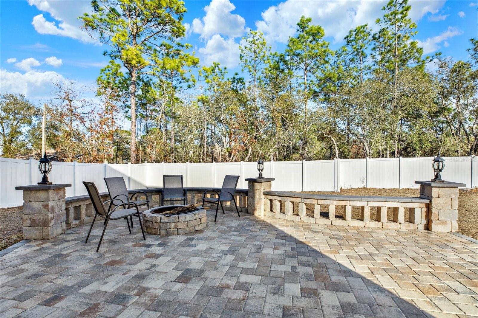 Image 42 of 62 For 11208 Seattle Wren Avenue