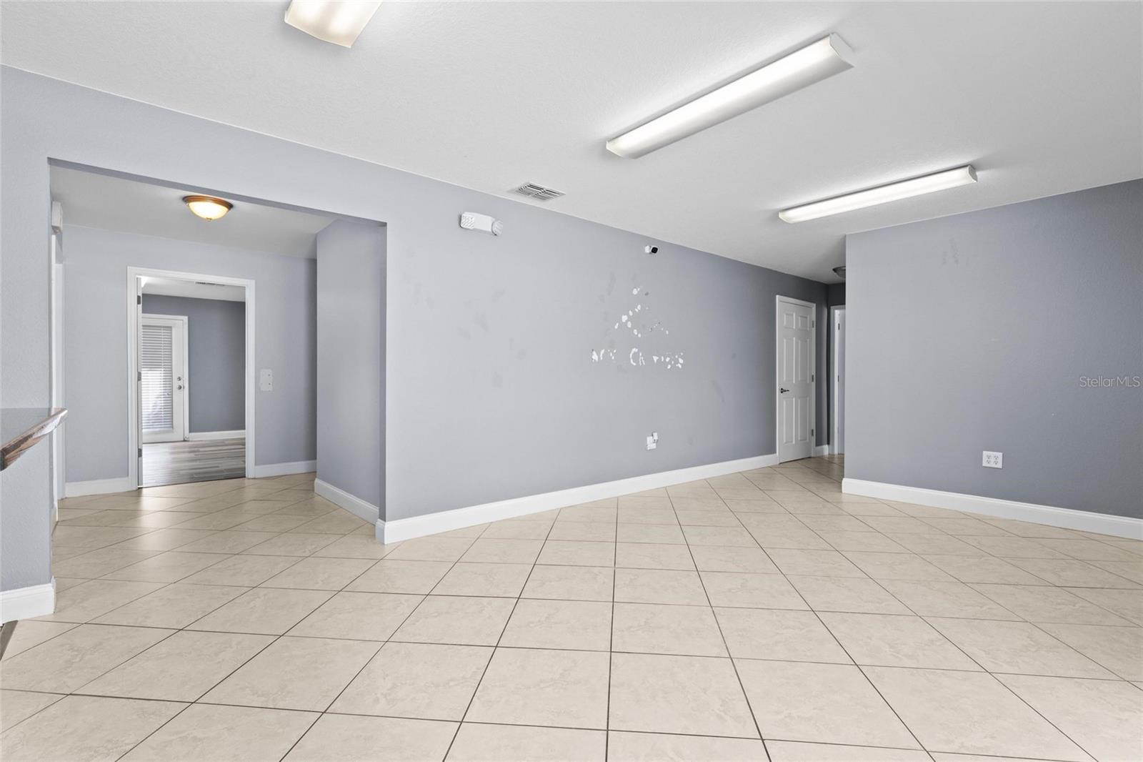 Image 20 of 38 For 1200 Pinellas Avenue