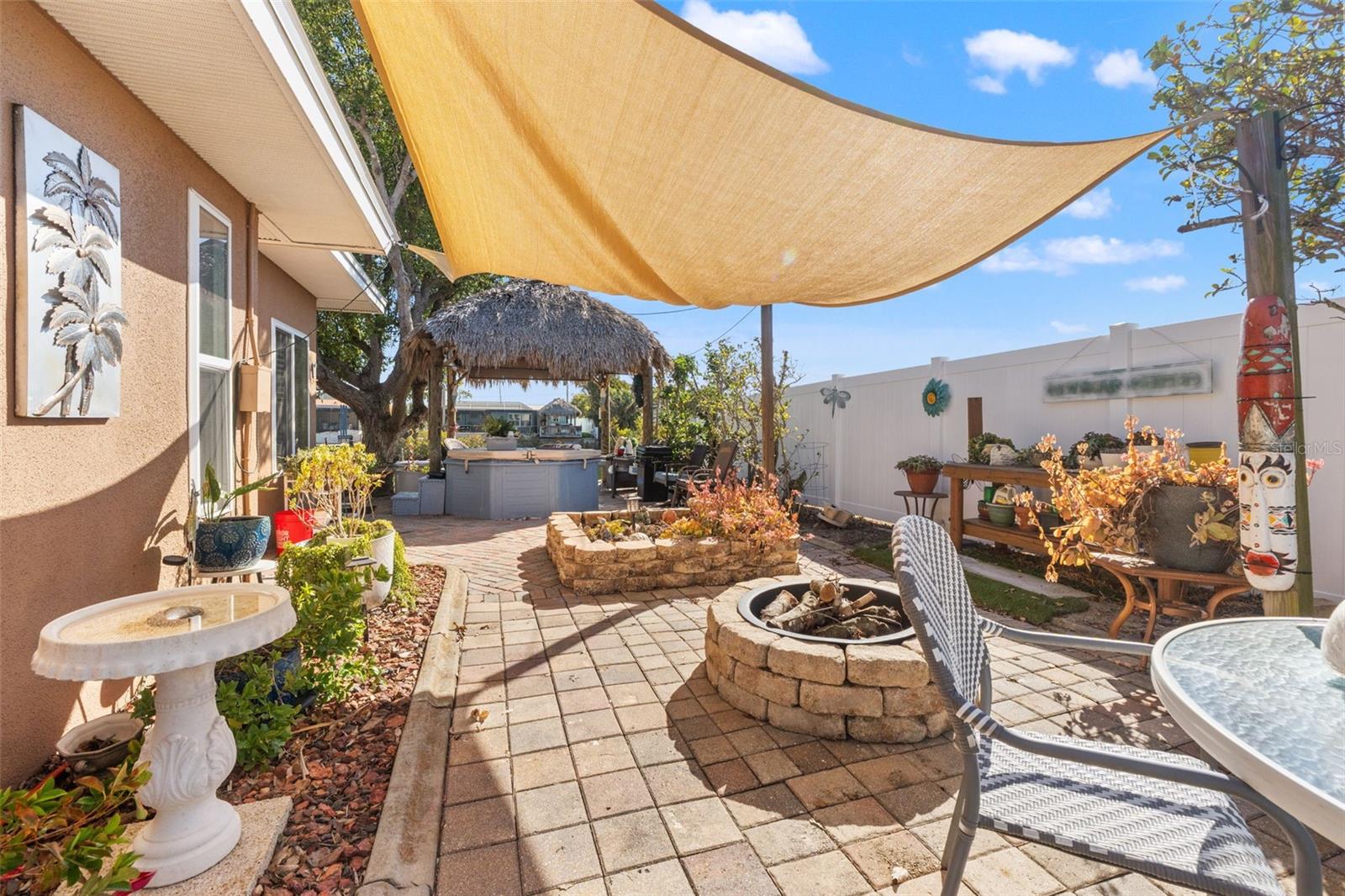 Image 25 of 41 For 4384 4th Isle Drive