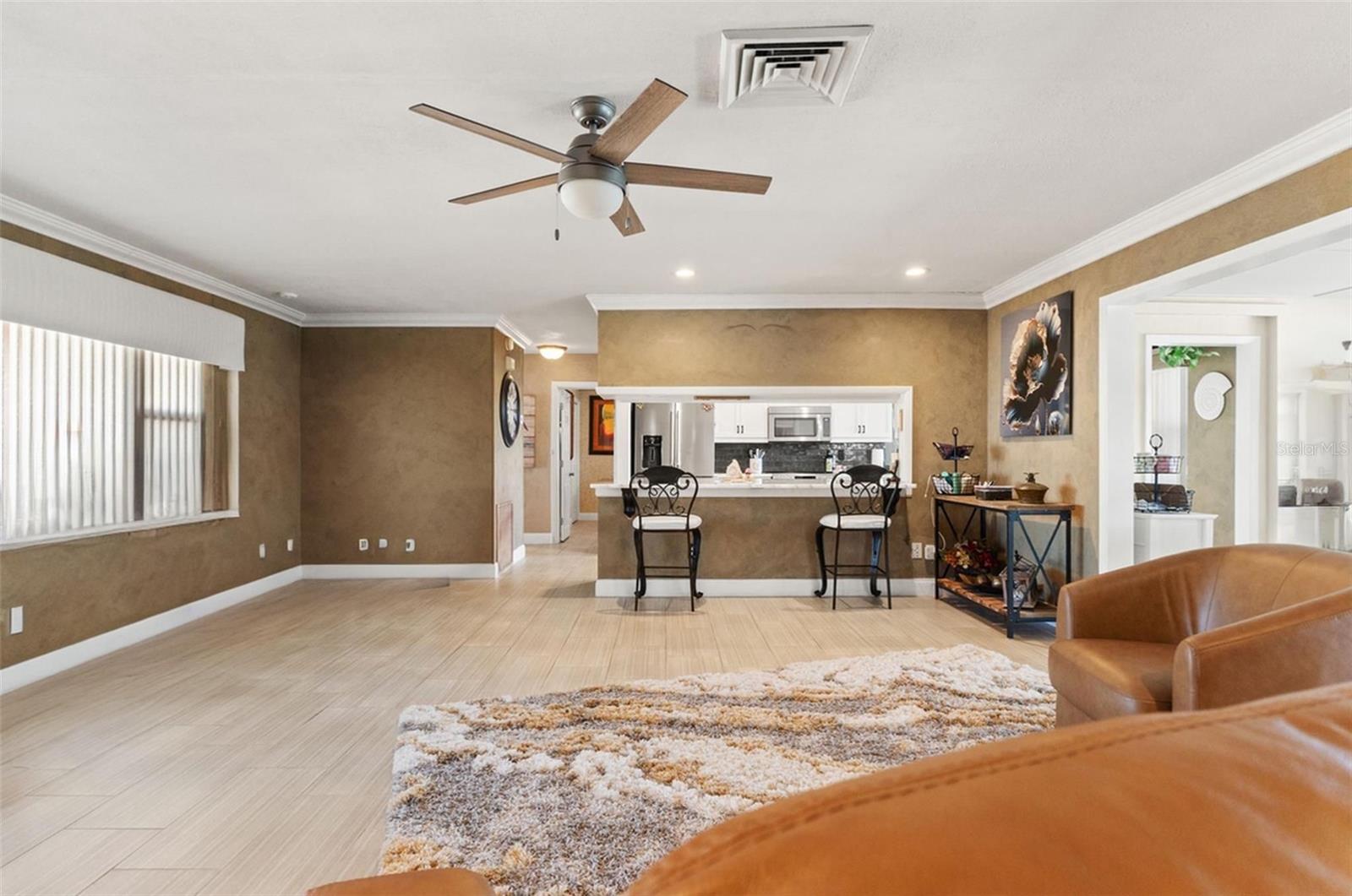 Image 5 of 41 For 4384 4th Isle Drive