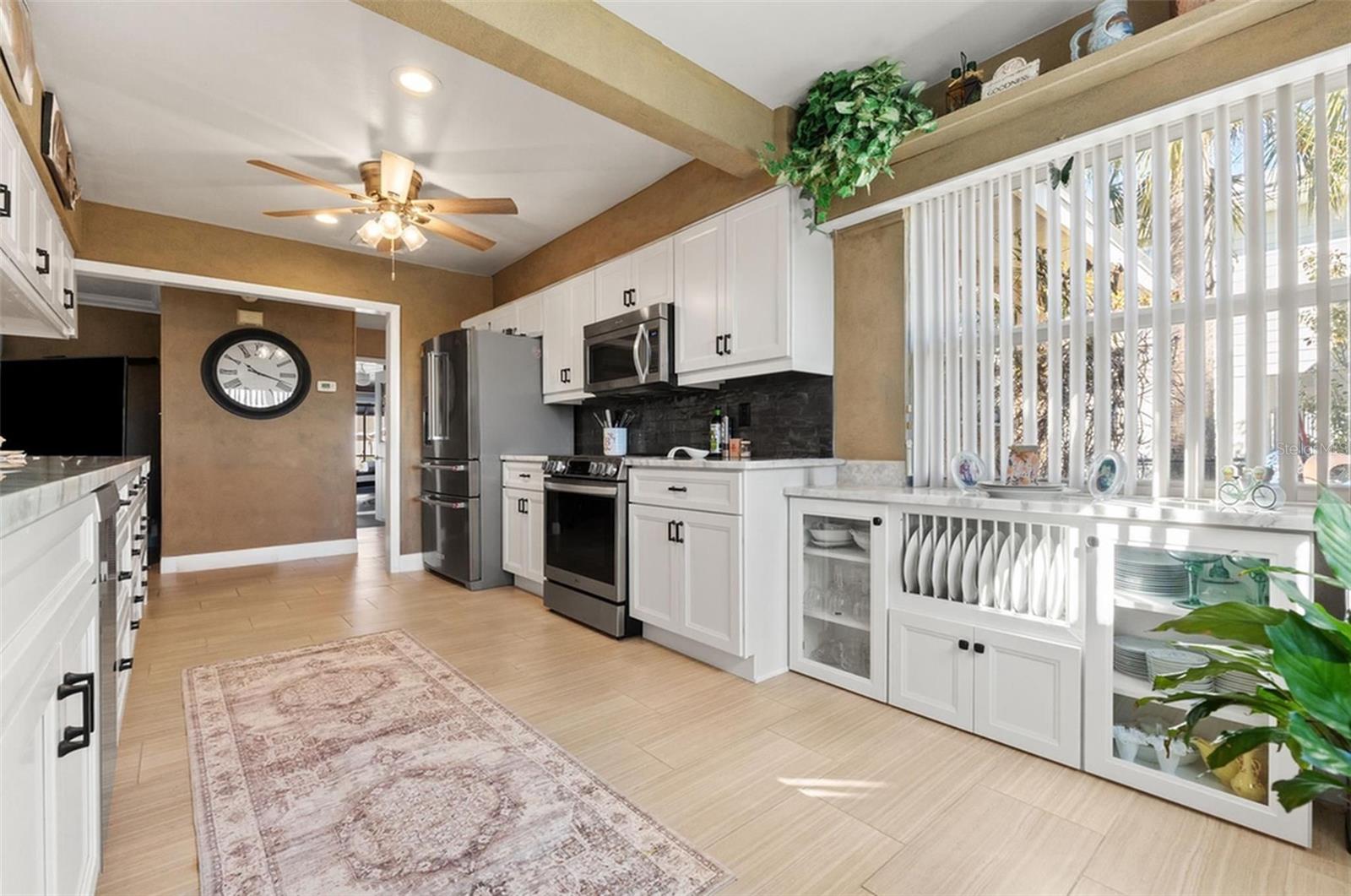 Image 9 of 41 For 4384 4th Isle Drive