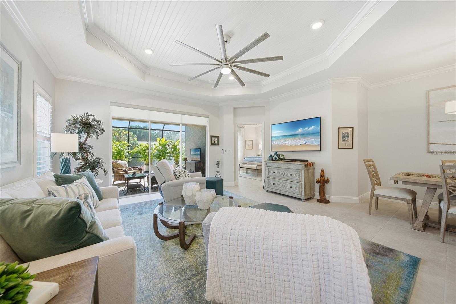 Image 12 of 45 For 7205 Costa Bella Drive