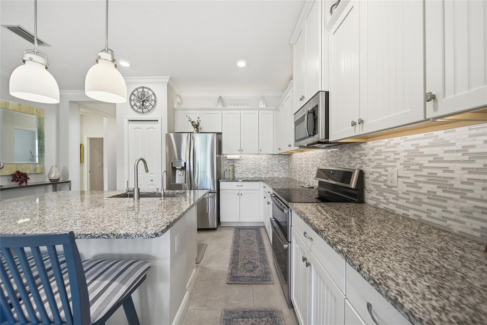 Image 16 of 45 For 7205 Costa Bella Drive