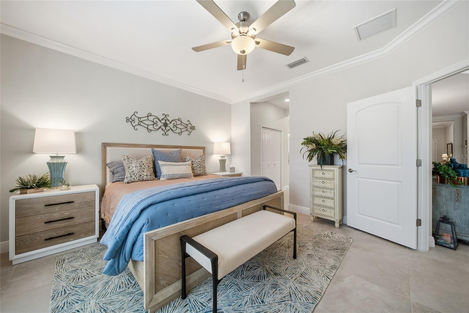 Image 18 of 45 For 7205 Costa Bella Drive