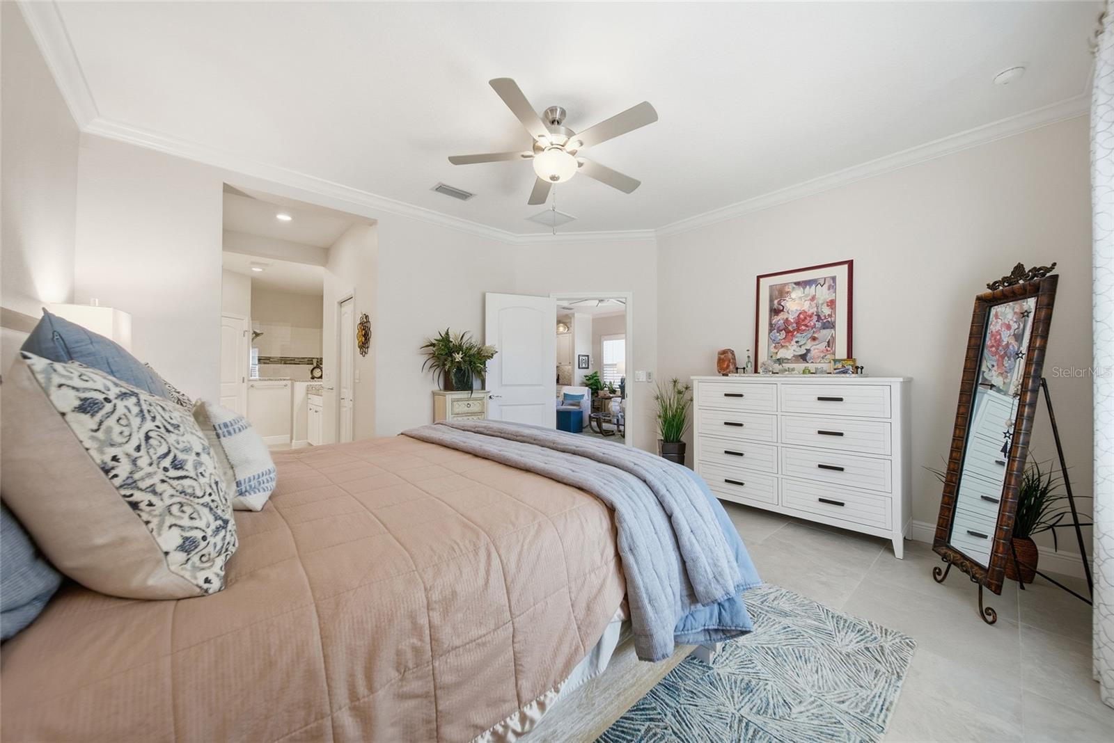 Image 19 of 45 For 7205 Costa Bella Drive